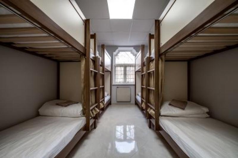 OSTRIV Восьмимісний номер на 2 поверсі